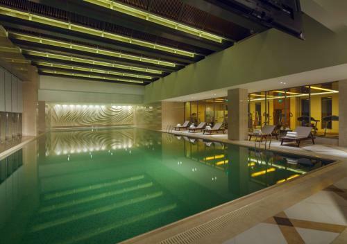 Royal Oriental Garden Hotel