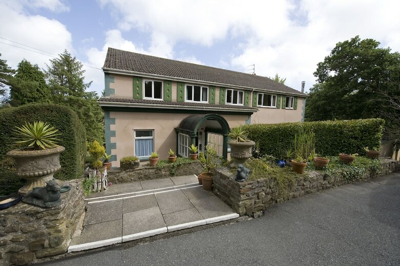 Agroturismo Cwmwennol Country House