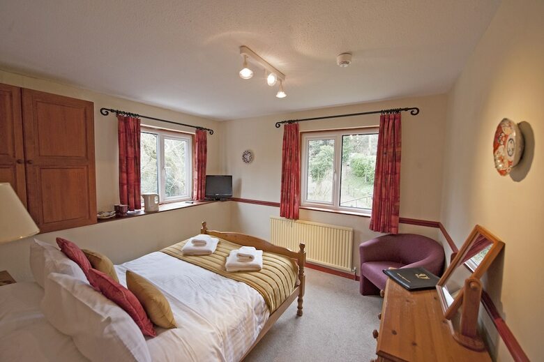 Agroturismo Cwmwennol Country House