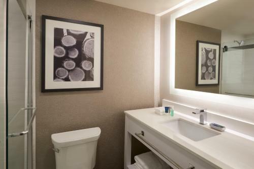 Hotel Super 8 Toronto North