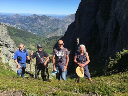 Agroturismo Casa de Monta�a Alto Curue�o
