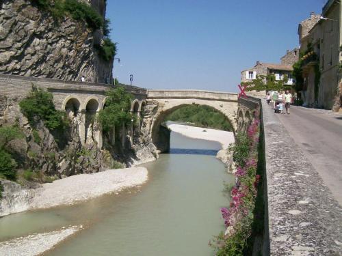 Holiday Home Entre Pins Et Vignes Rochegude