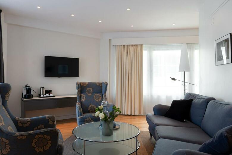 Elite Hotel Marina Plaza
