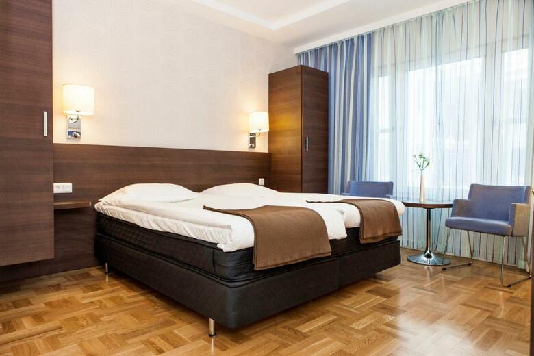 Elite Hotel Marina Plaza