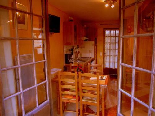 Lodge Ravinala