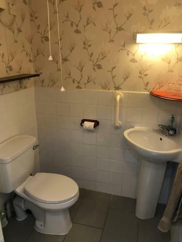 Hostal Carnside Guest House