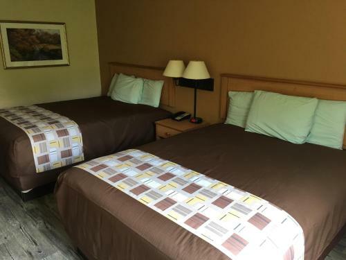 Hotel Hometown Inn