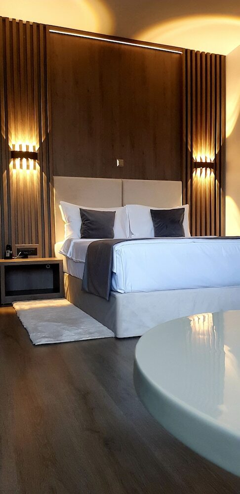 Unique Hotel