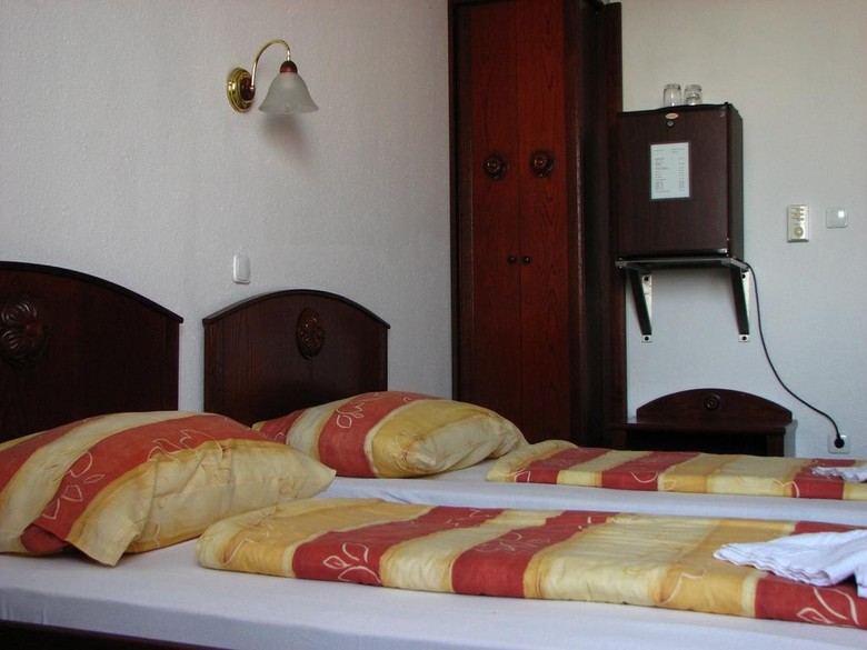 Polus Hotel