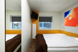 Hotel Cabin