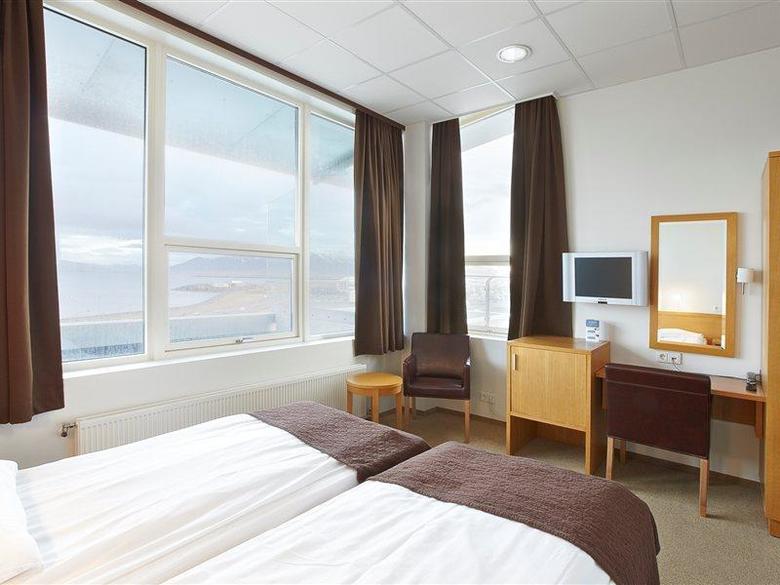 Hotel Cabin