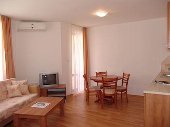 Hotel Elit 2 (.)