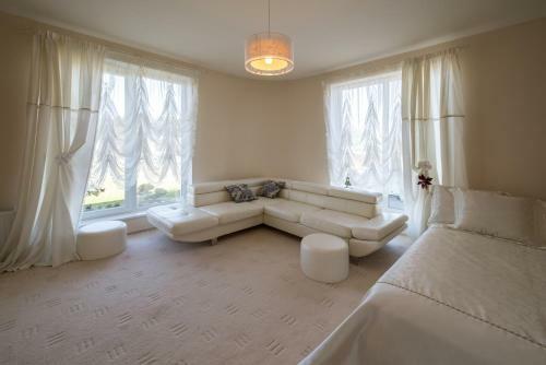 Hostal Baltas Namas