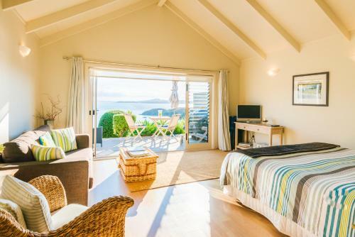 Hostal The Moorings Studio Apartments