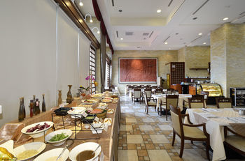 Hotel Regalees