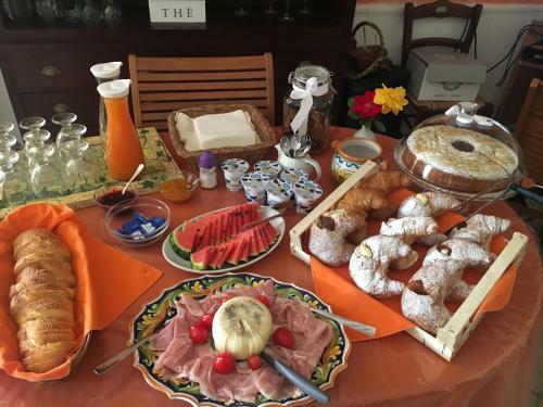 Hostal B&B Valoroso Village