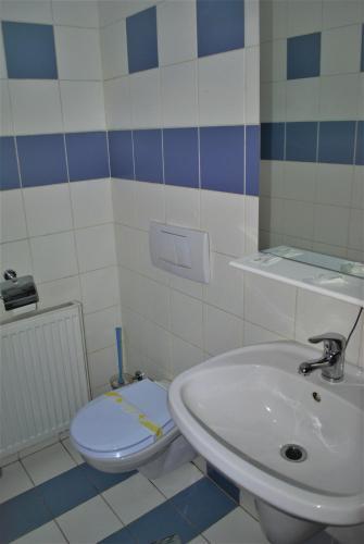 Hostal Casa Tineretului
