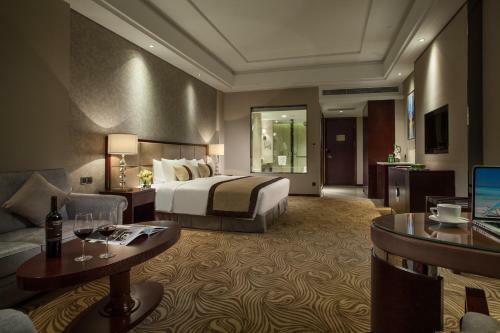 Classical Plaza Hotel