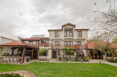 Hostal Guest House Villa Elma