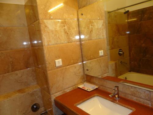 Hotel Janhvi International