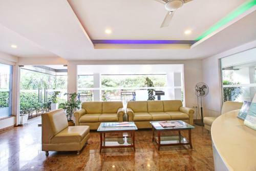 Hotel Sybaritic Suites Gachibowli