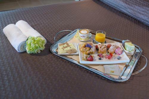 Hostal Casale Santa Maria Country House
