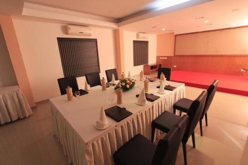 Hotel Park Residency