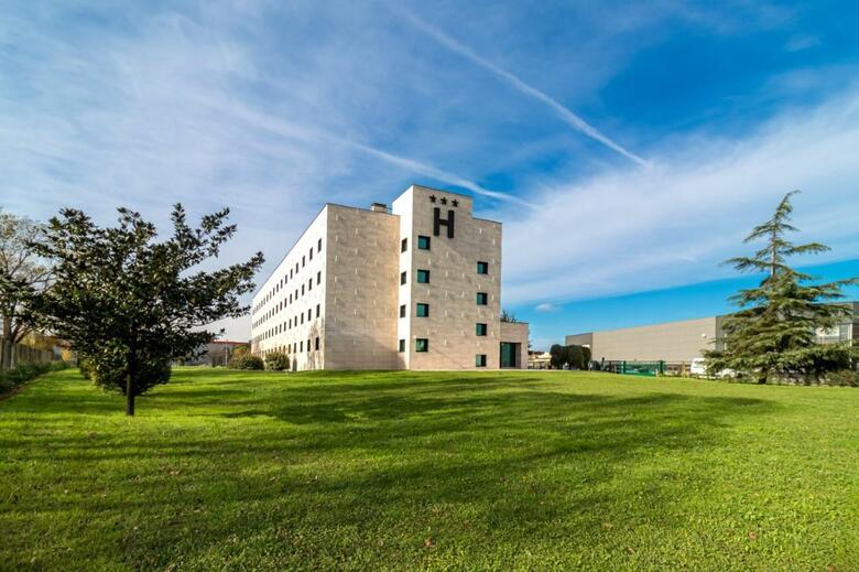 Hotel Puerta Santander