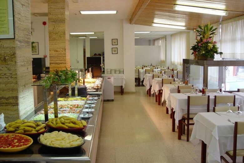 Hotel Checkin Mont Palau