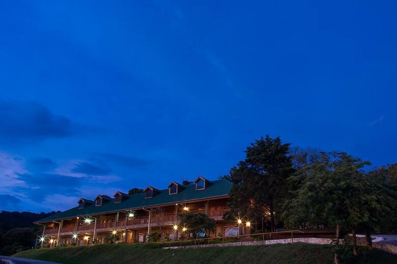 Hotel Heliconia