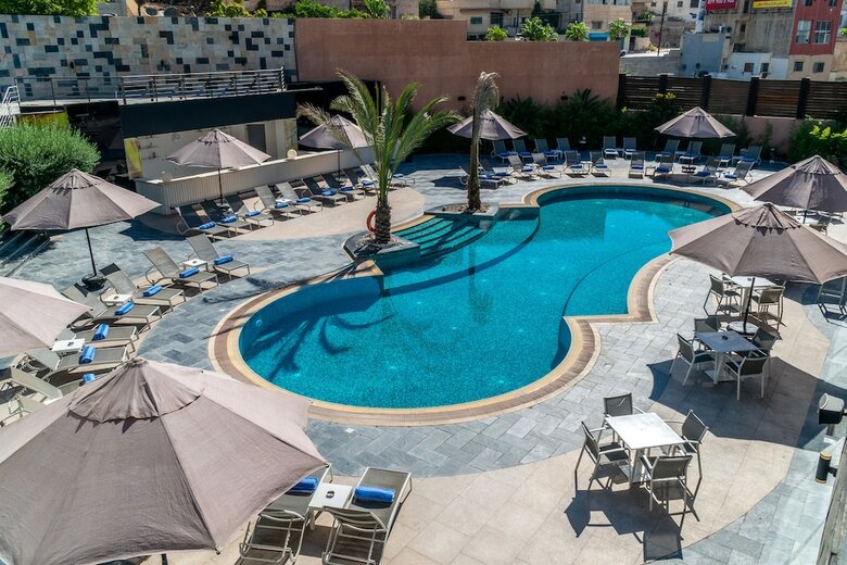 Landmark Hotel