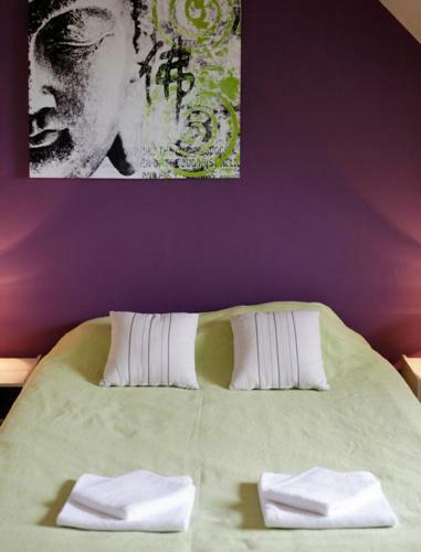 Hotel H�tel La Voile Bleue