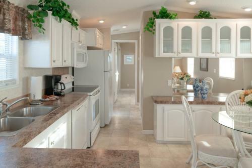 Hotel Buttonwood Bay Rv Resort