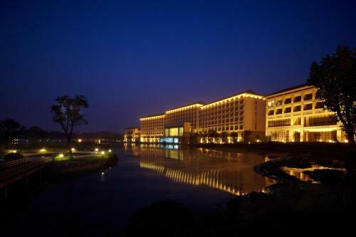 New Century Grand Hotel Huaian