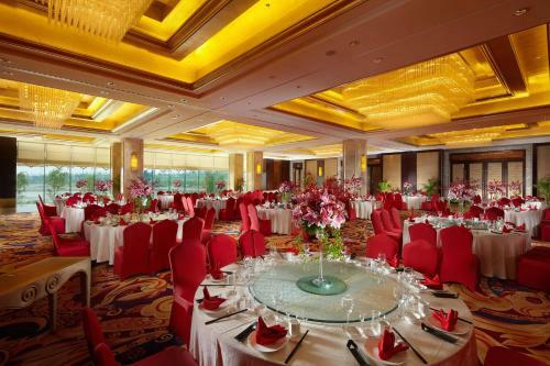 New Century Grand Hotel Huaian