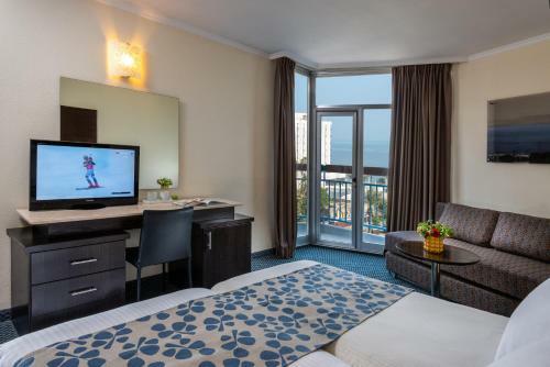 Hotel Leonardo Club Tiberias - All Inclusive