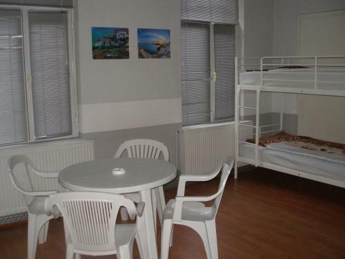 Kretan Hostel