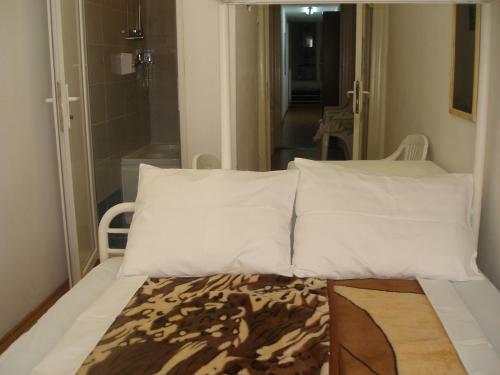 Kretan Hostel