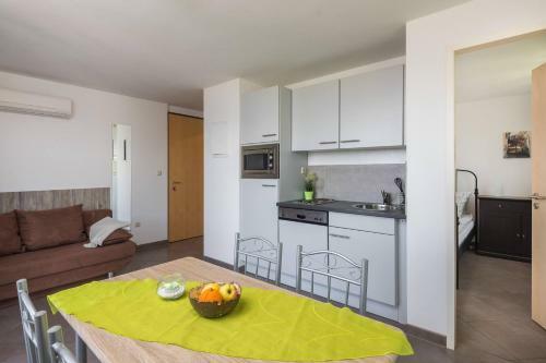 Apartments Dropuljic