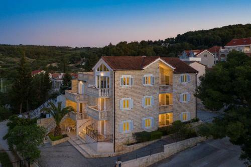 Apartments Dropuljic