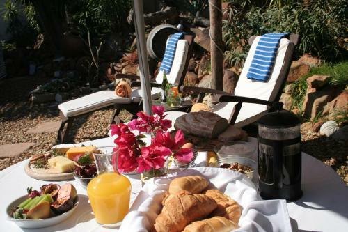 Hostal Villa Surprise