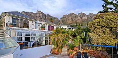 Hostal Villa Surprise