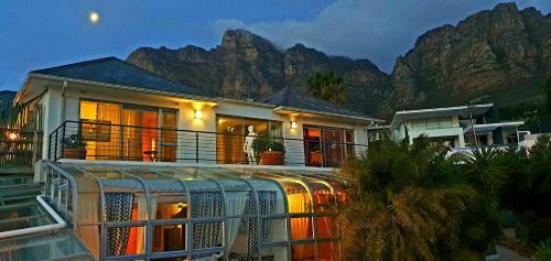 Hostal Villa Surprise