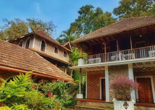 Hotel Ambadi