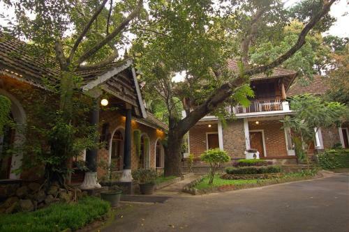 Hotel Ambadi
