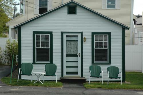 Hotel Channel Waterfront Cottages