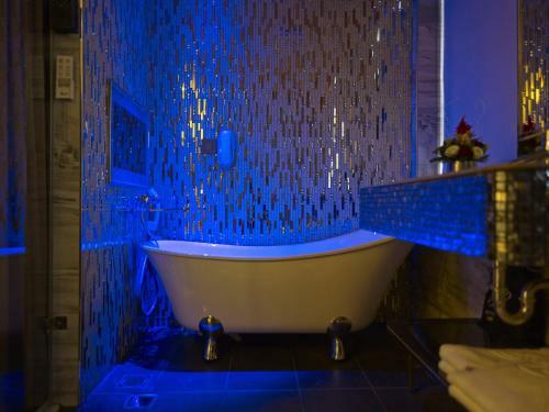 Beauty Hotels Taipei - Hotel Bfun
