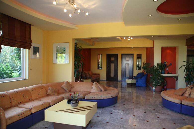 Pantheon Hotel