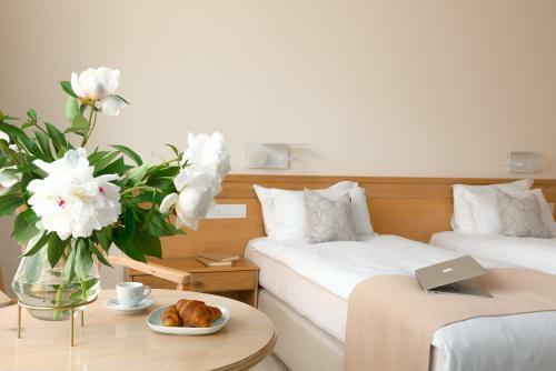 Hotel Odyssey