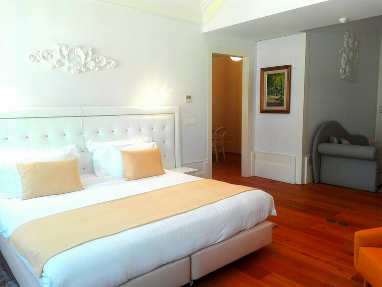 Hotel Emaj